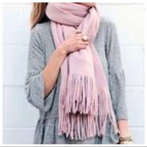 LIGHT PINK CASHMERE FRINGED SCARF/SHAWL - Picture 3 of 4
